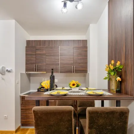 Durmitor 41, Kompleks Titova *