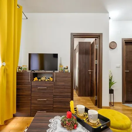 Durmitor 41, Kompleks Titova *