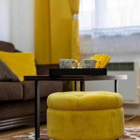 Durmitor 41, Kompleks Titova דירה Palisat