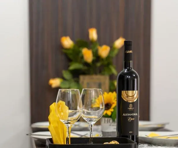 Durmitor 41, Kompleks Titova *