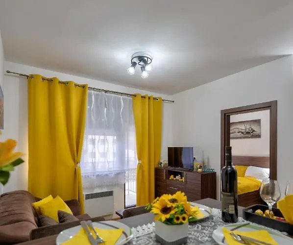 Durmitor 41, Kompleks Titova Apartamento